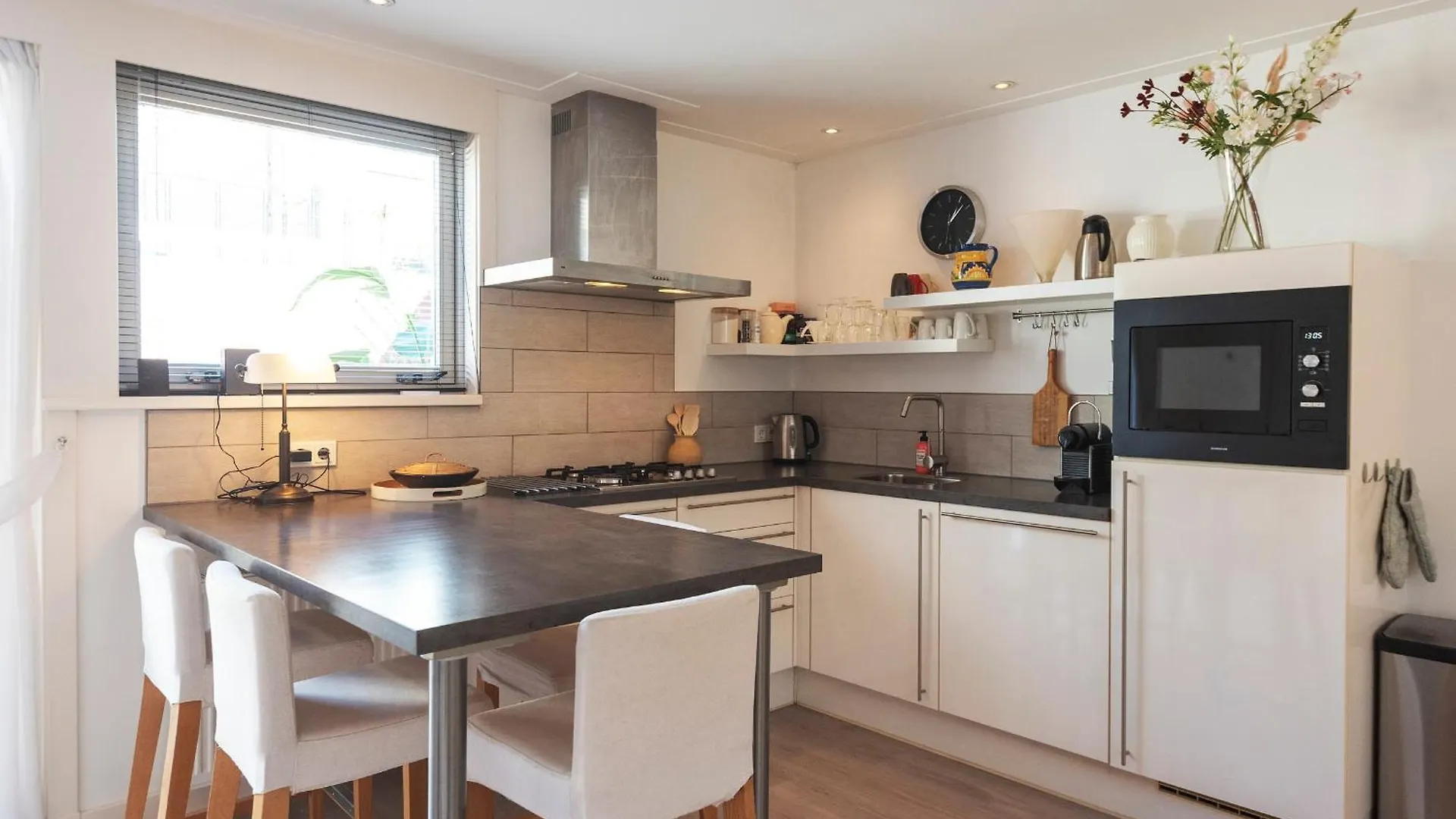 Vakantiehuis Garden House Harry Villa Zandvoort Nederland